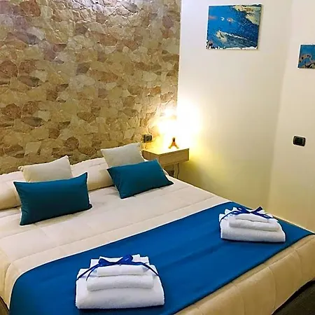 Storia E Mare Bed & Breakfast 3*